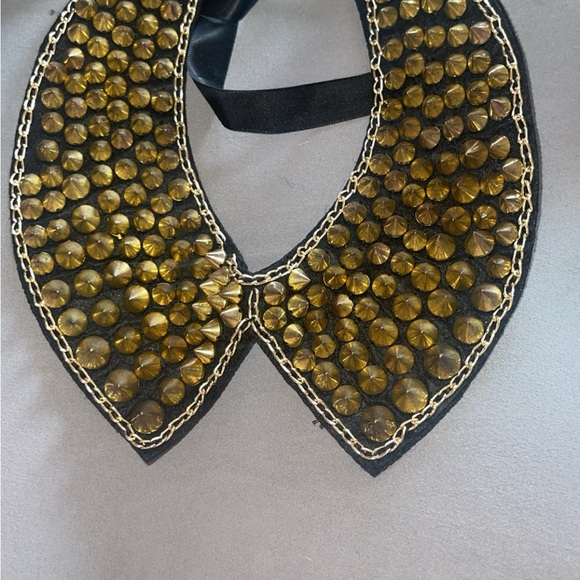 Necklaces - Picture 3 of 5